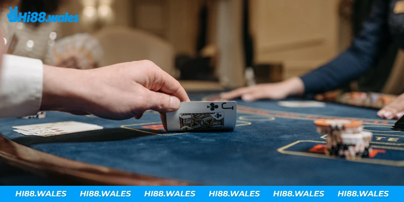 Bảng Big Road thể hiện chuỗi Banker và Player theo ký hiệu
